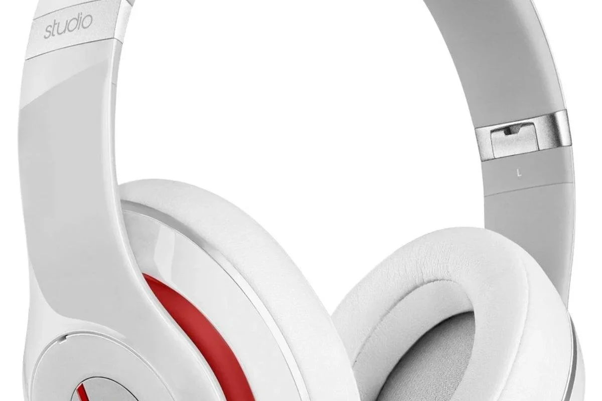Beats headphones and retail box showing country of origin and product details
