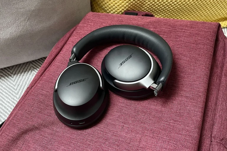 Do Bose Headphones Have a Tracker Find Out Now