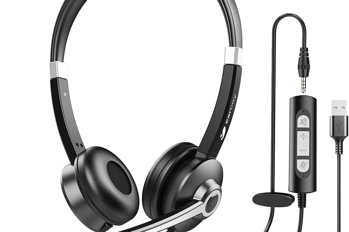 Bose wireless headphones and earbuds shown for clear phone calls at home and outdoors