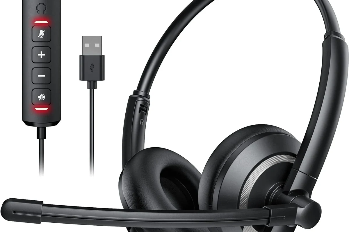 Bose wireless headphones and earbuds shown for clear phone calls at home and outdoors