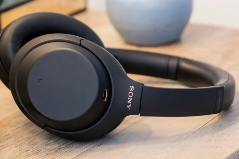 How to Stop Sony Headphones From Pausing When I Talk